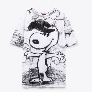 Snoopy T Shirt Size S NWT